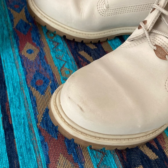 Women’s Timberland Boots - Picture 3 of 7